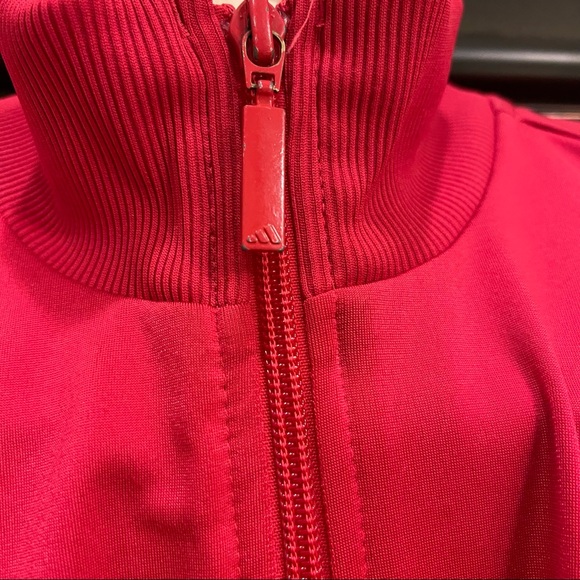 Women’s adidas bundle red track jacket sz medium with climacool alpha skin - Picture 2 of 6